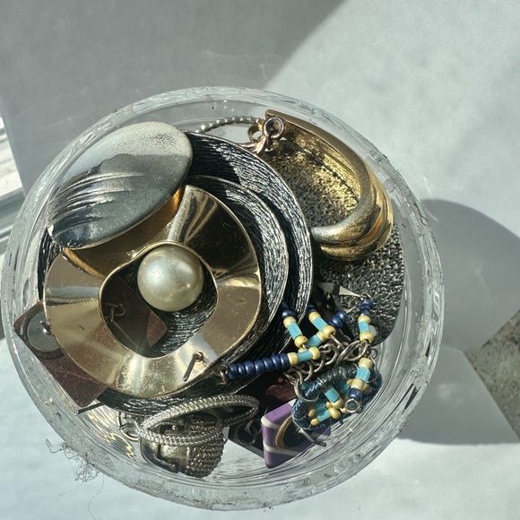 Vintage Jar of Mixed Jewelry –Mismatched, Broken, Craft Repurpose Pieces - Picture 7 of 13